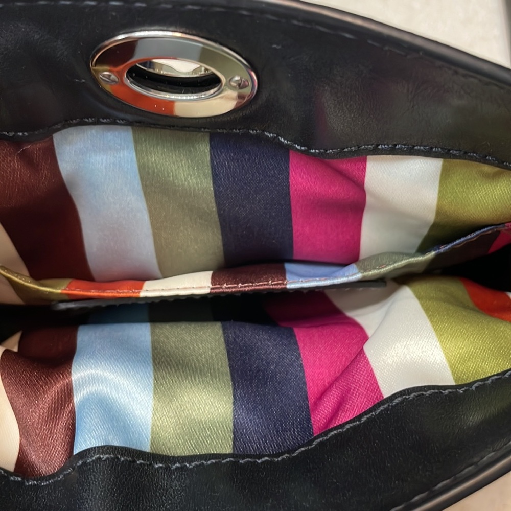 Coach wristlet - Picture 3 of 4